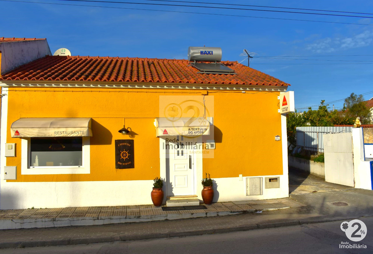 Restaurante em Alcanhões – Santarém