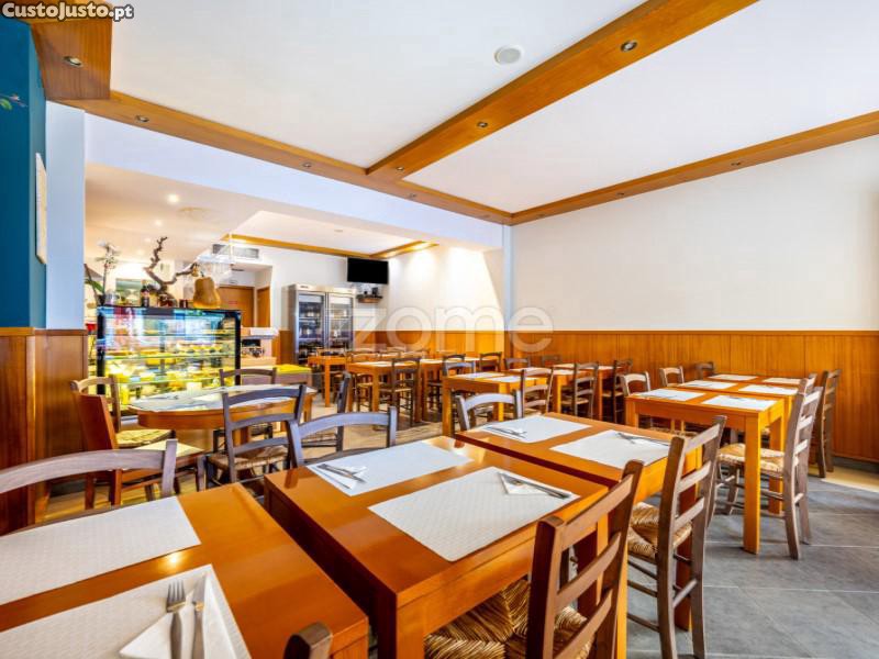 Restaurante Totalmente Equipado E Mobilado