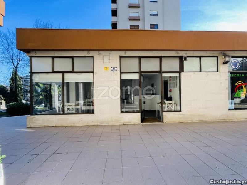 Casa De Chá Totalmente Equipada