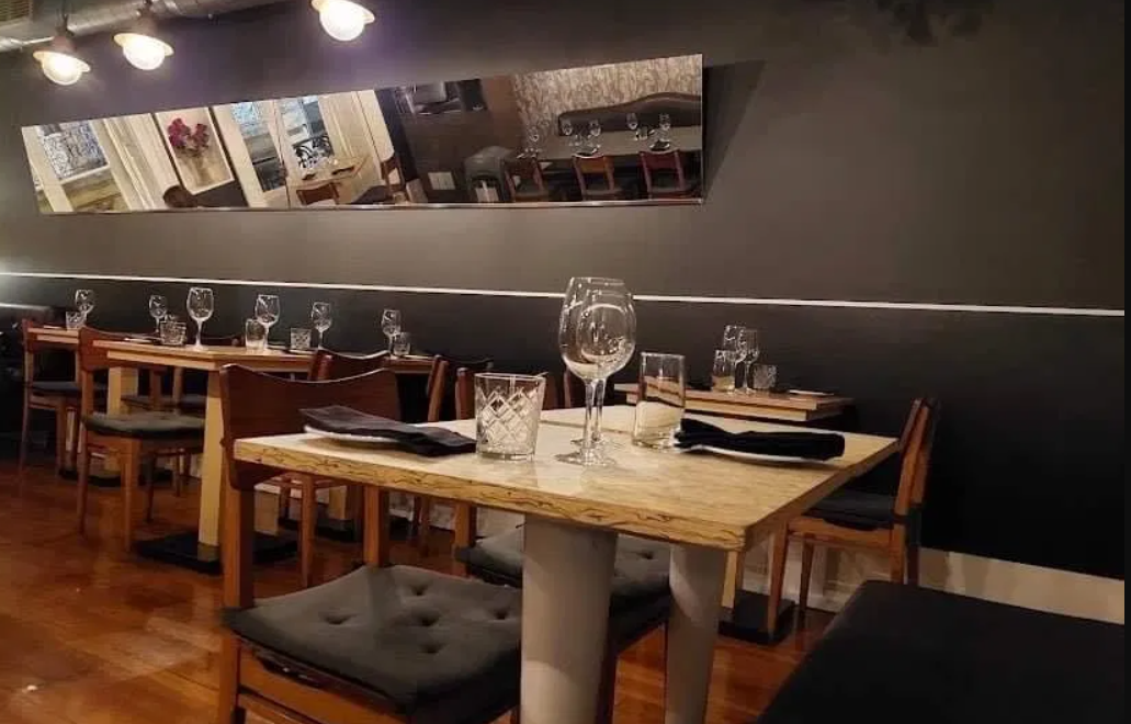 Restaurante no centro do Porto