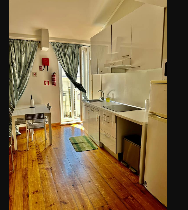 Hostel 90 pessoas