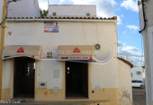 Estabelecimento Comercial em Cabeção