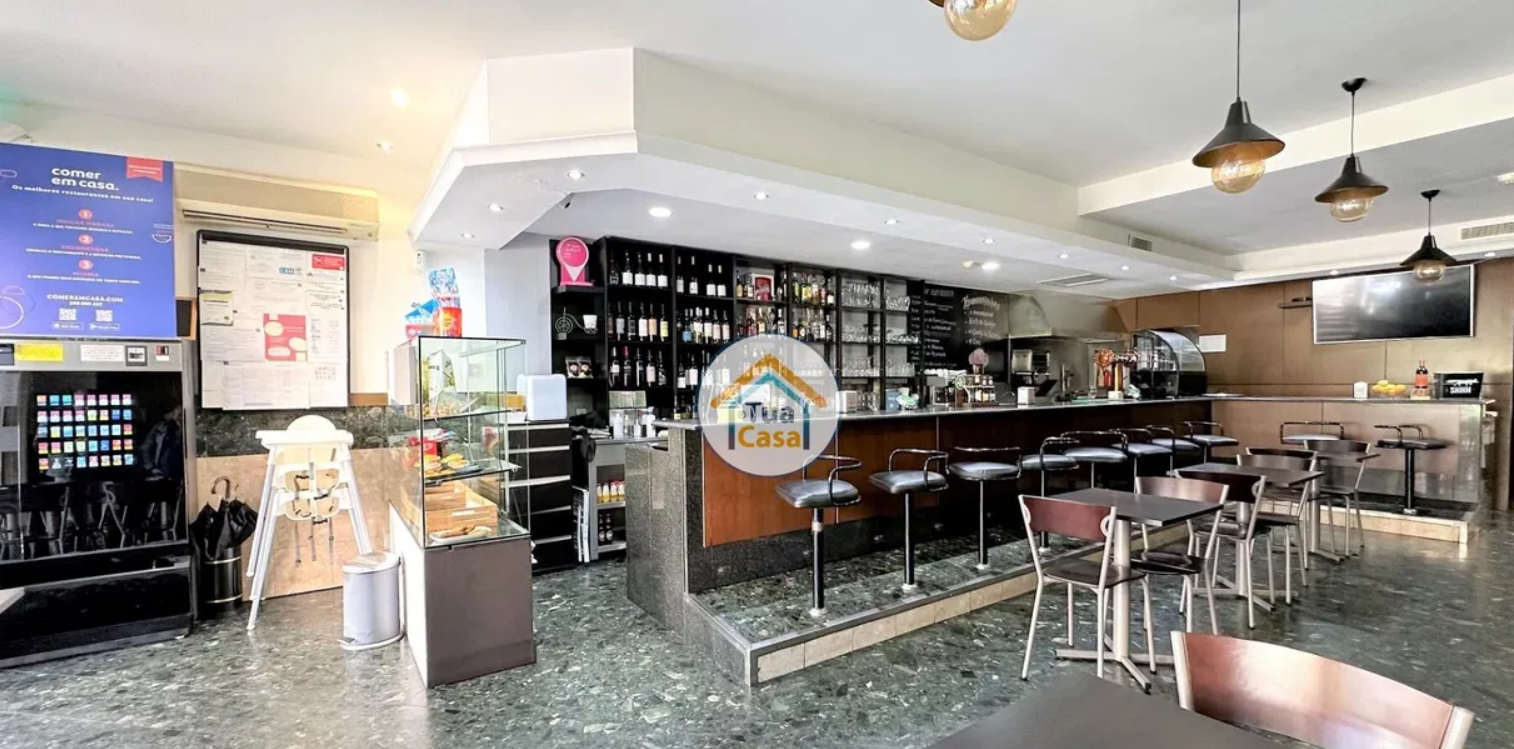 Loja para Venda com café