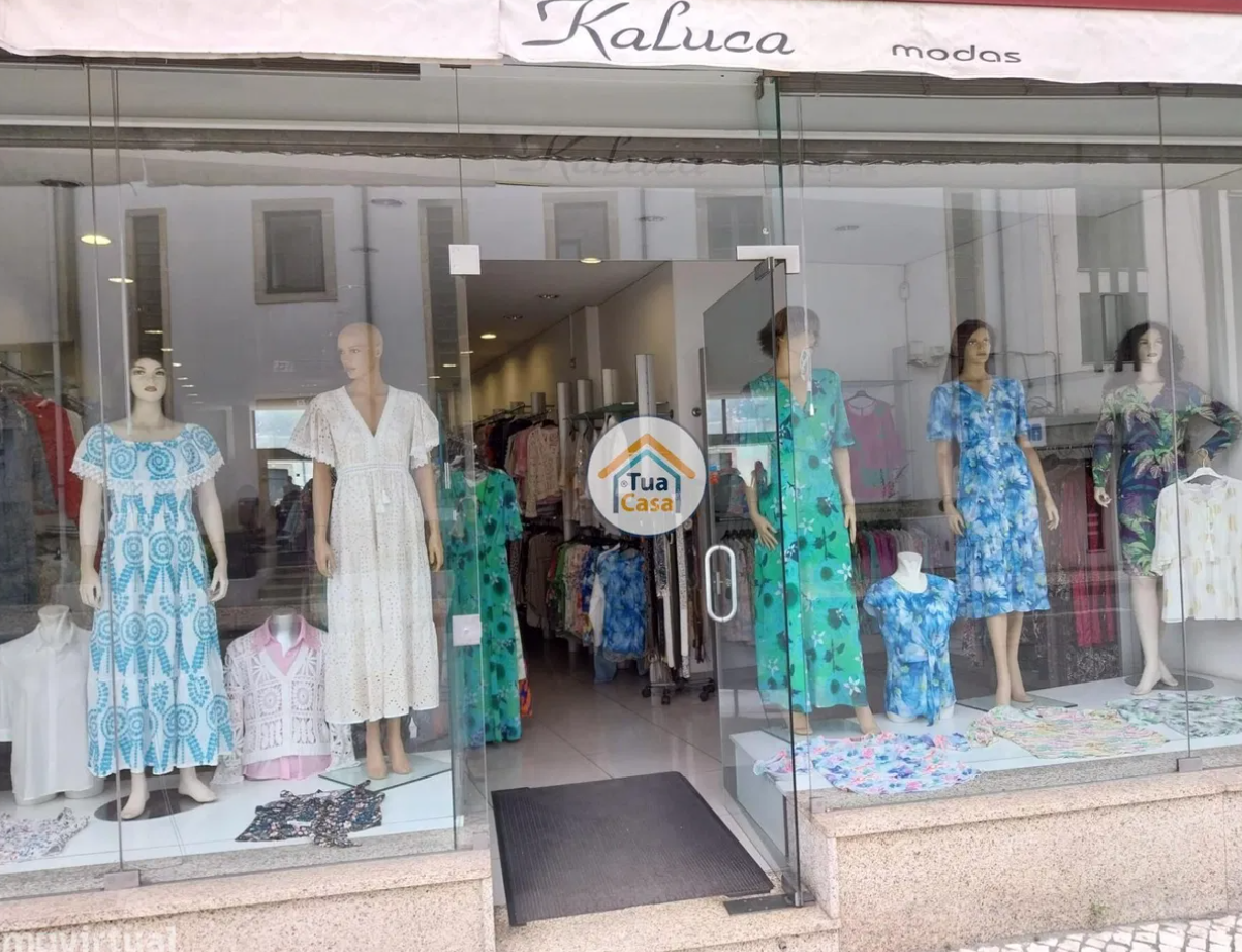 LOJA DE RUA COM RECHEIO