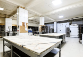 FÁBRICA p/ TRESPASSE ou CO-WORKING com 440 m2 num só piso