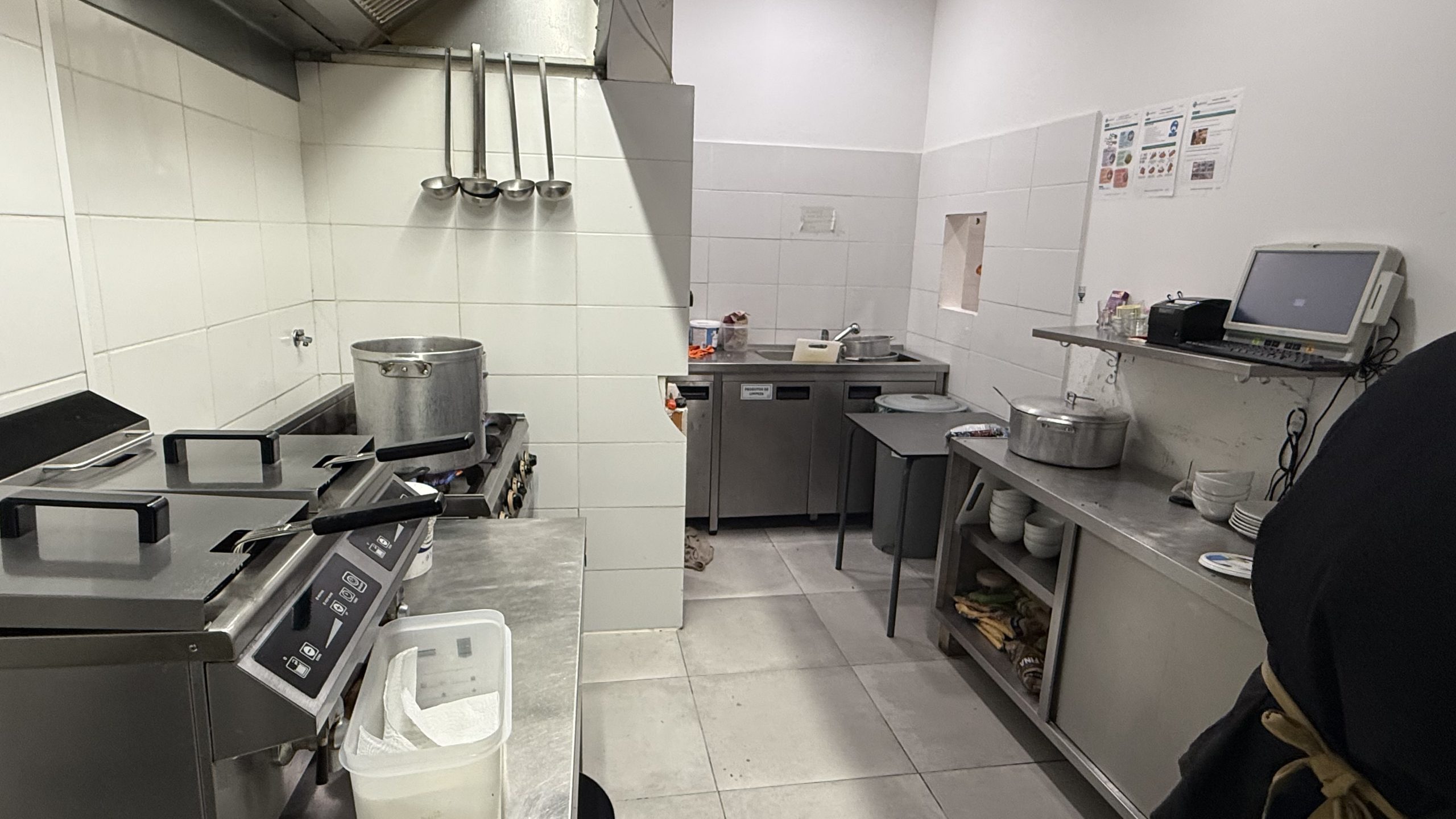 Trespasse de Restaurante Totalmente Equipado – Excelente Localização