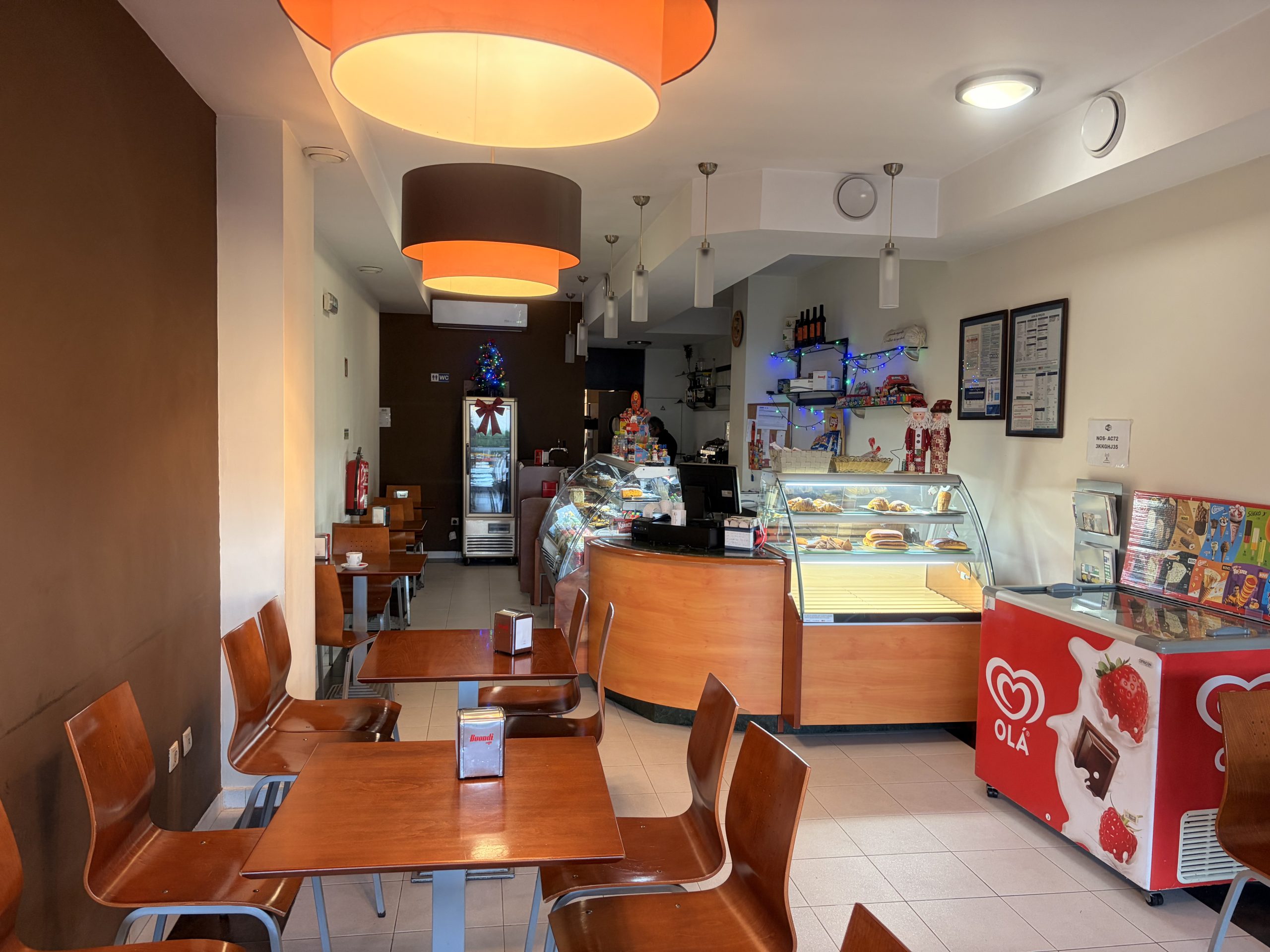Confeitaria Pao Quente (terminal de cozedura)- em Rio Tinto