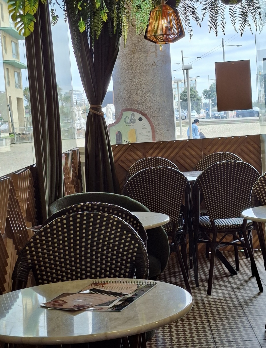 Cafetaria em Matosinhos pronta a operar