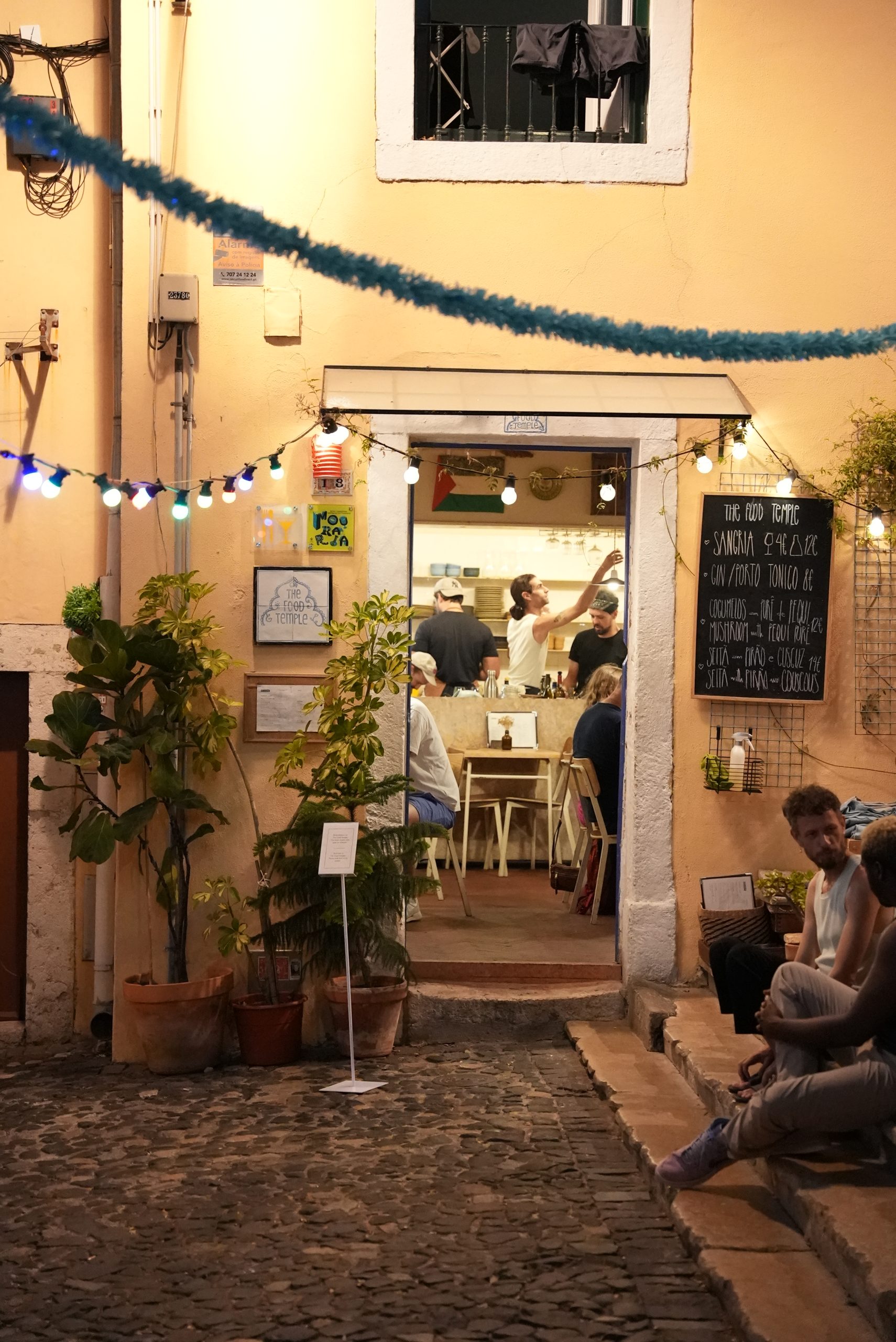 Restaurante para trespasse no Beco do Jasmim, Mouraria